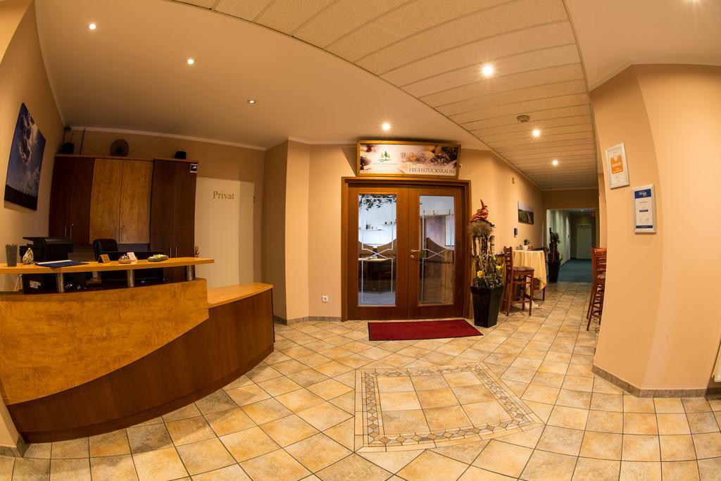 Hotel Thannhof Швайтенкирхен Екстериор снимка